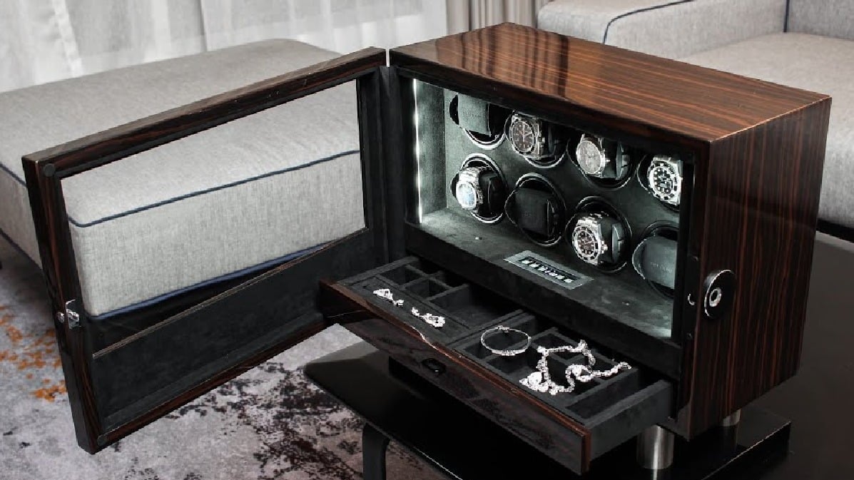 Watch winders
